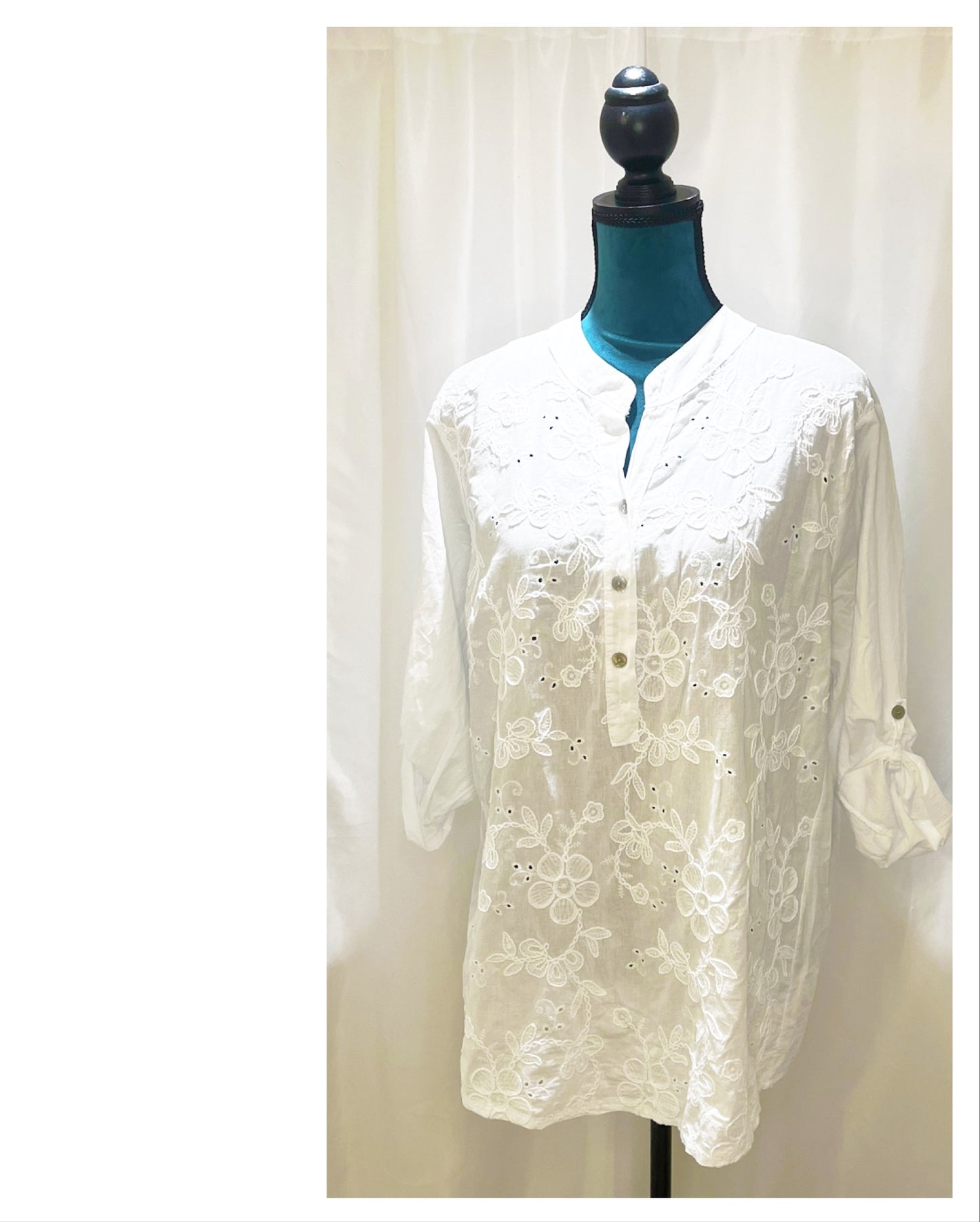 Chemise brodée Uni Modèle Louizon