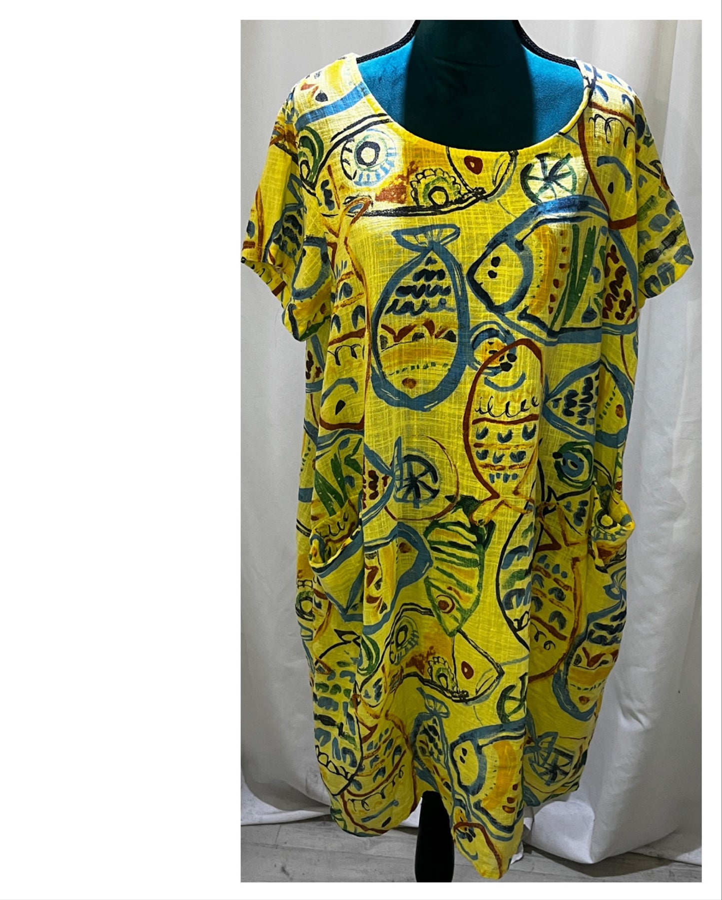 Robe droite uni décontracté modèle Poisson🐟🐠