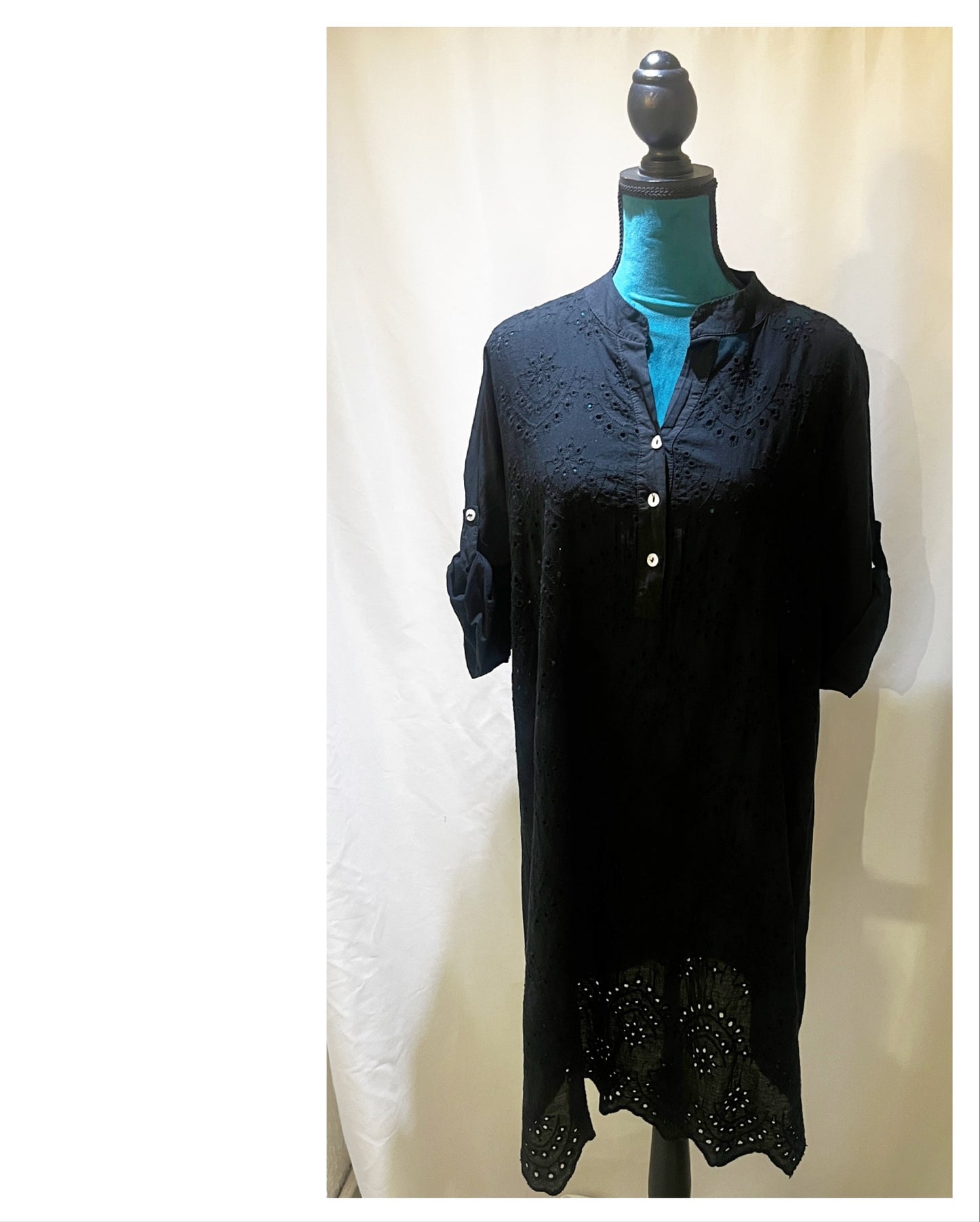 Robe dentelle Anglaise modèle Lou