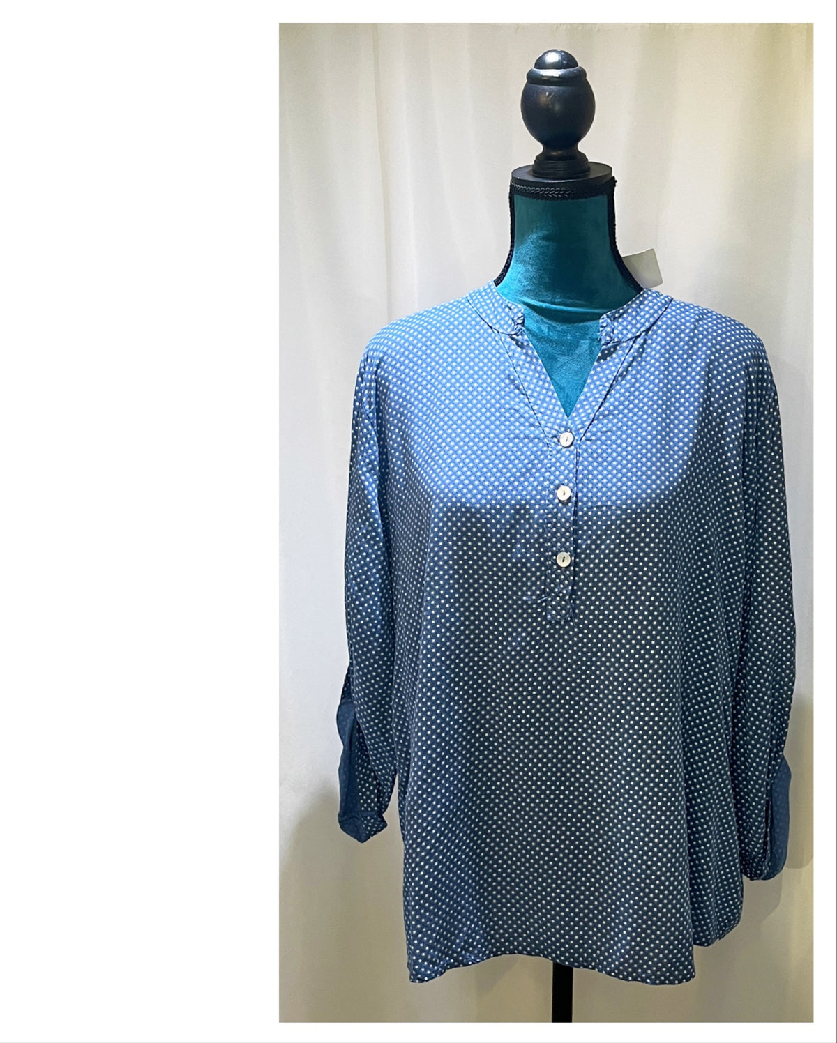 Chemise modèle Clara petits poisl