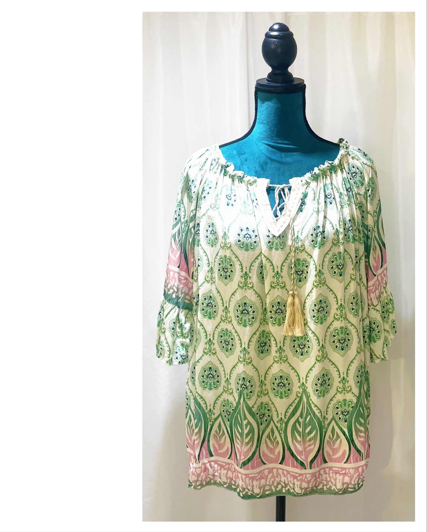 Tunique motifs colorés Modèle Feuilles 🍃