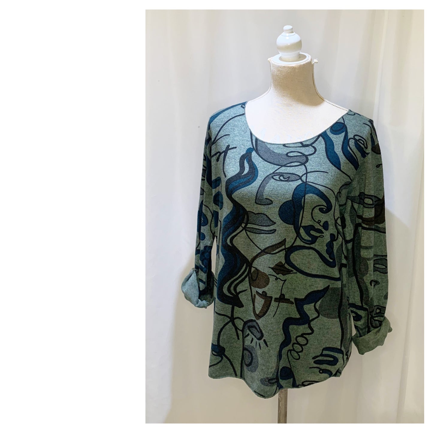 Pull  modèle Picasso  imprimés Moderne