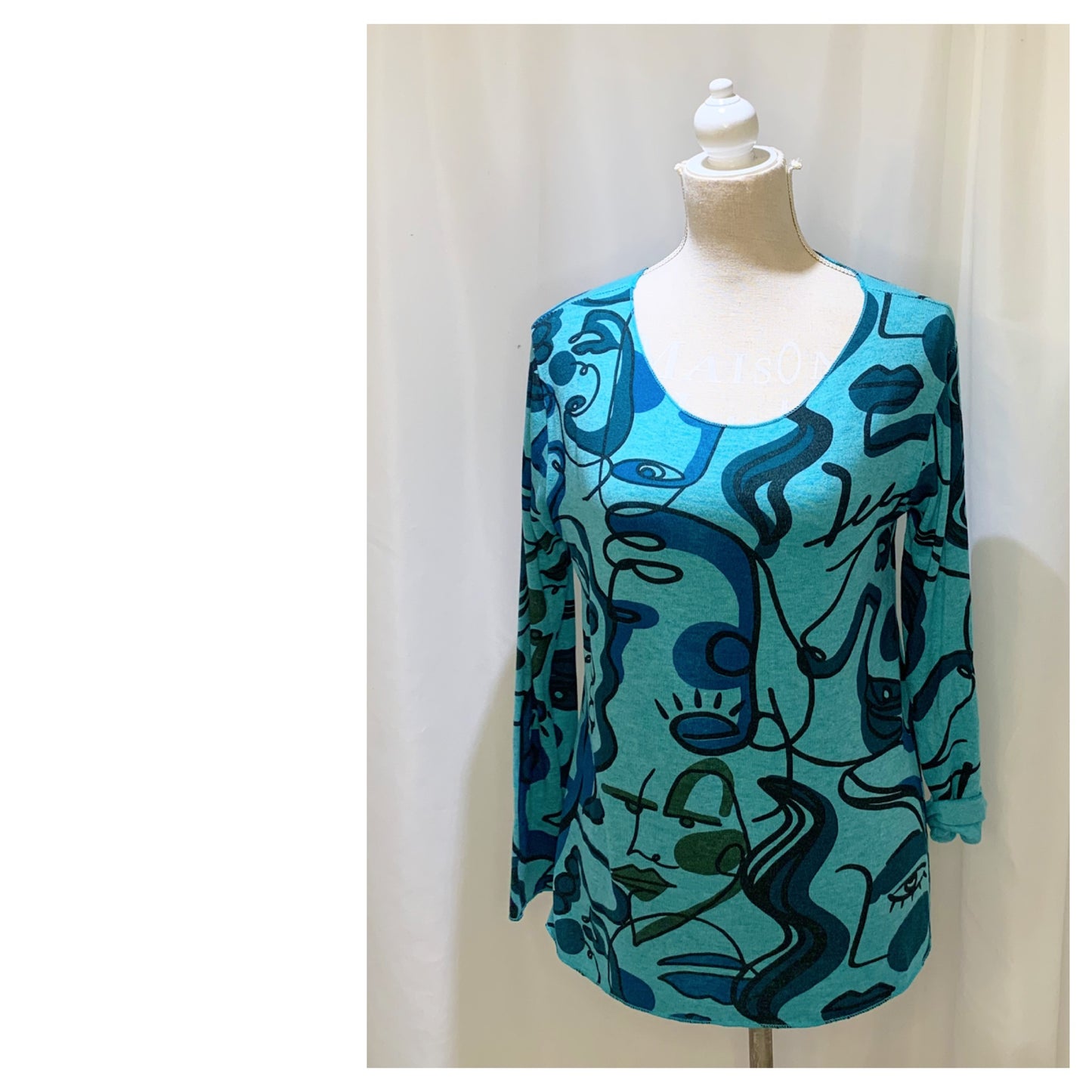 Pull  modèle Picasso  imprimés Moderne