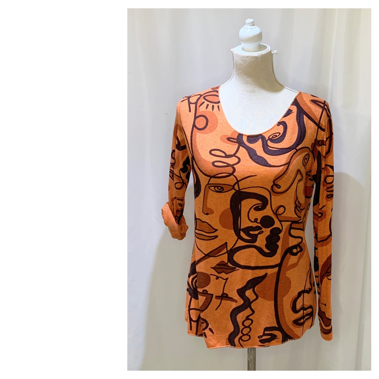 Pull  modèle Picasso  imprimés Moderne