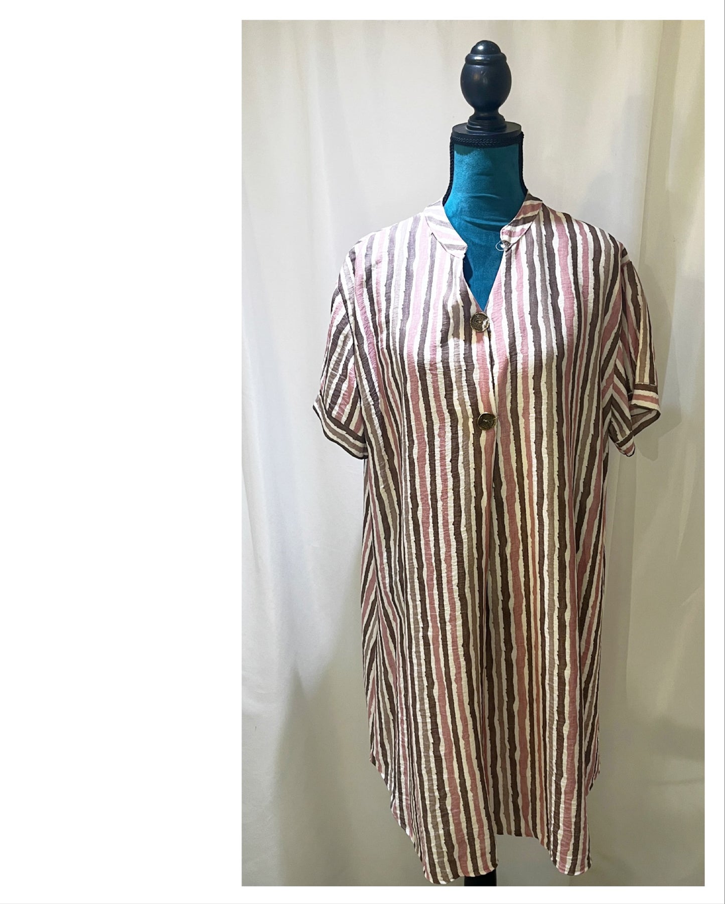 Robe trapèze imprimés lignes modèle Soraya