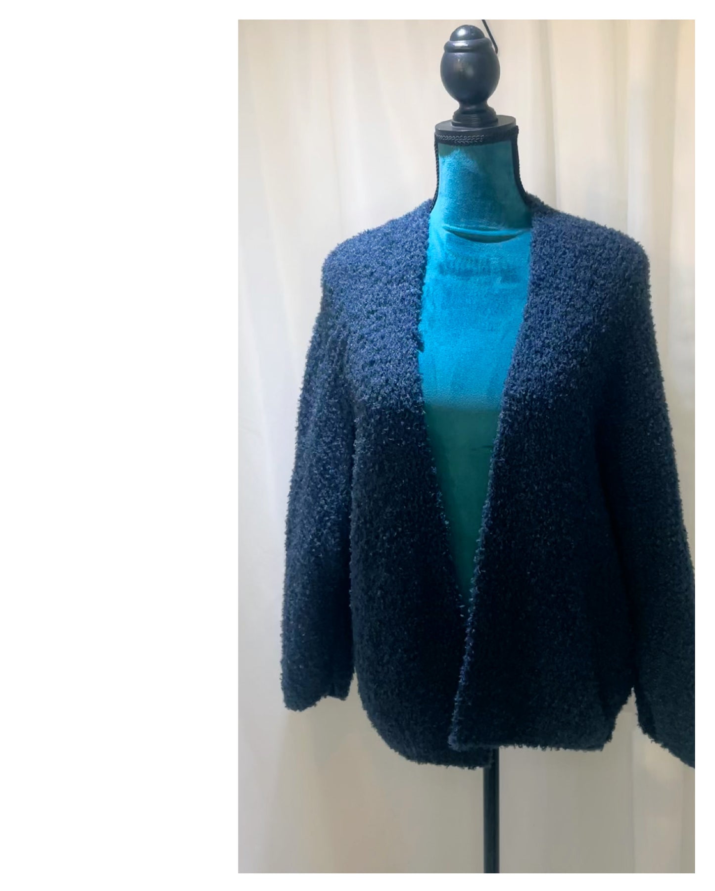 Gilet laine bouclée mi long modèle DouDoux