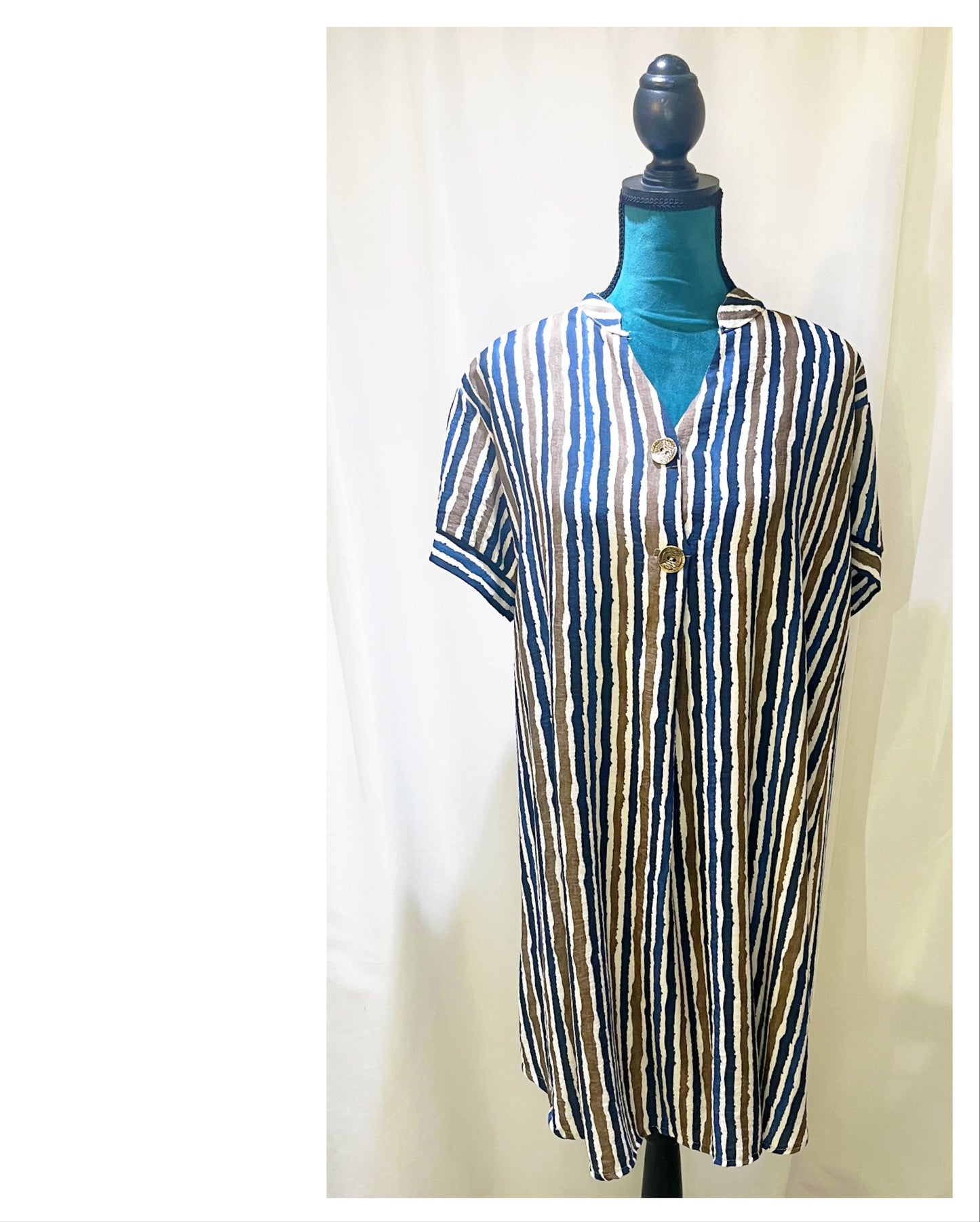 Robe trapèze imprimés lignes modèle Soraya