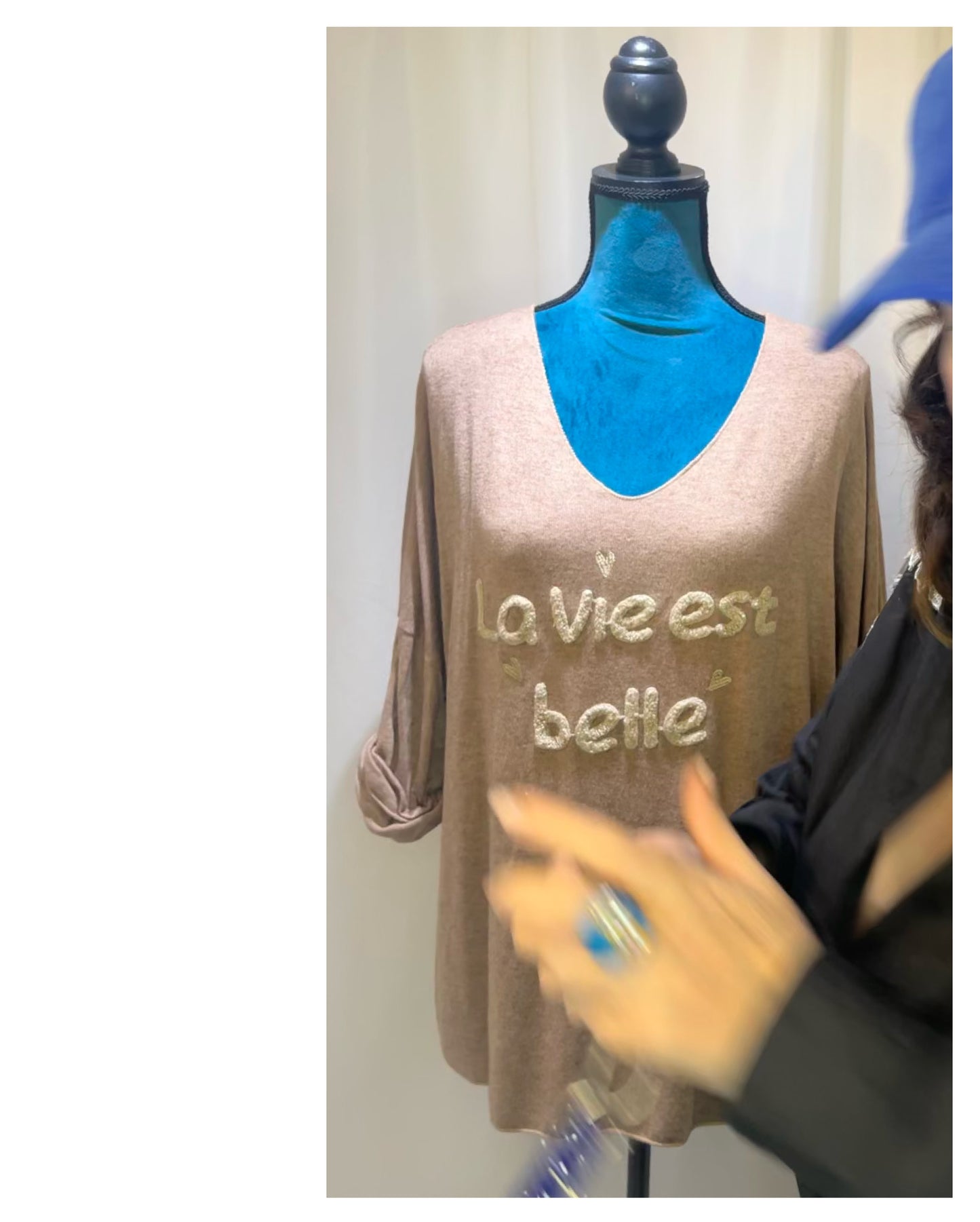 Pull message modèle la Vie est Belle