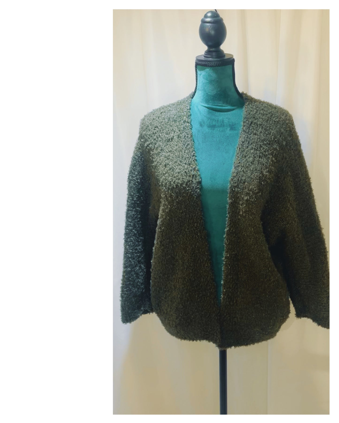 Gilet laine bouclée mi long modèle DouDoux