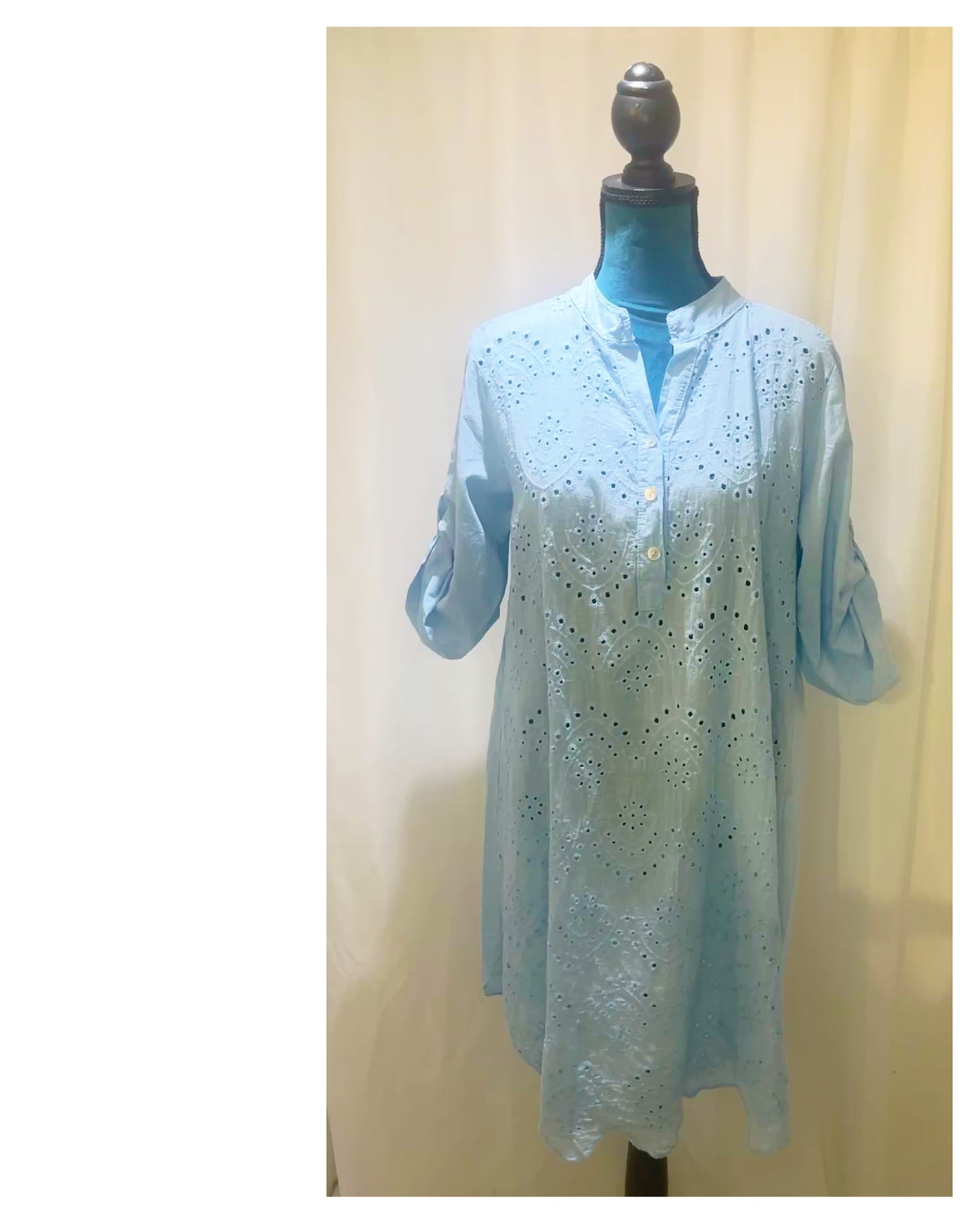 Robe dentelle Anglaise modèle Lou