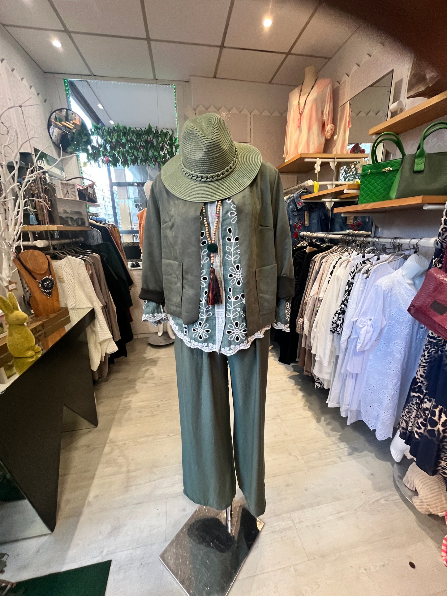 Pantalon Large modèle croisière