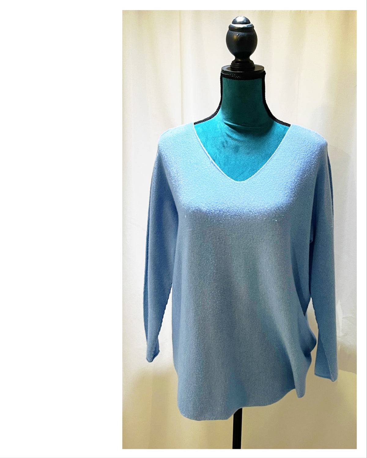 Pull V modèle Émilie sans couture tout doux
