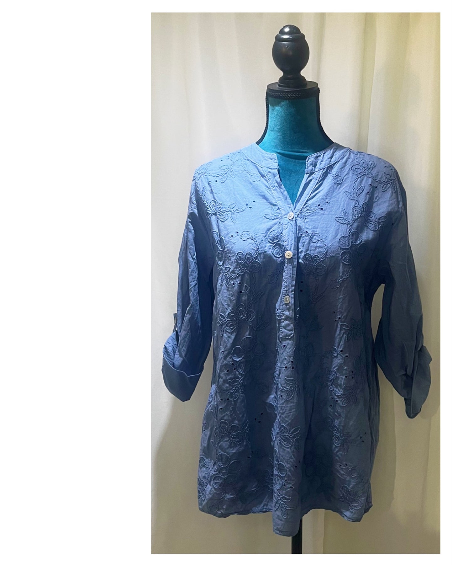 Chemise brodée Uni Modèle Louizon