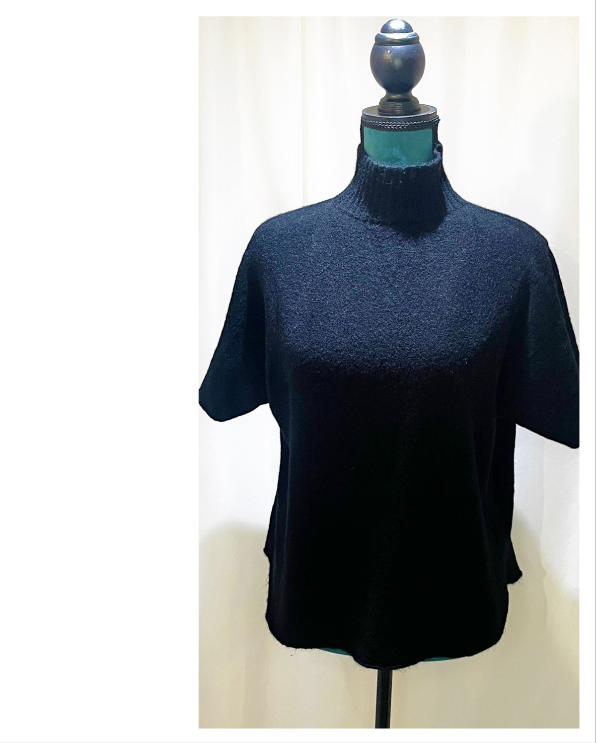 Pull col roulé modèle Zara tout doux
